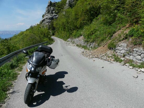 Es lag schon einiges an Gestein auf der Straße
