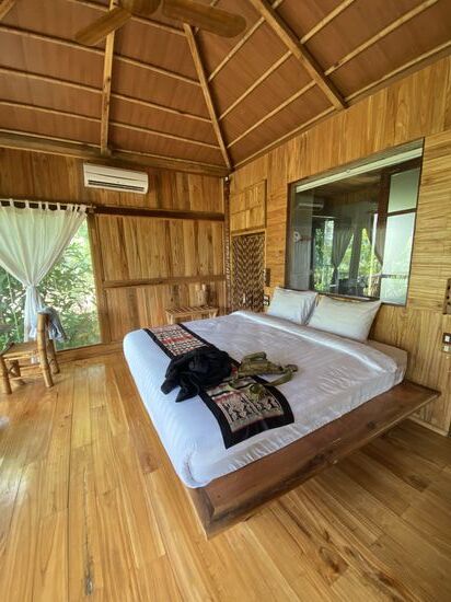 ein wunderschönes Zimmer! Alles aus Bambus oder herkömmlichen Holz