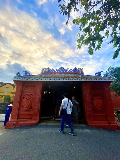 die japanische Brücke am Tag