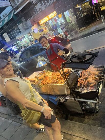 und natürlich die Satay Spiesschen mit Erdnußsoße 