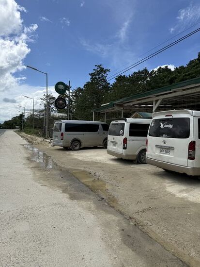 unser Kleinbus Richtung Dschungel