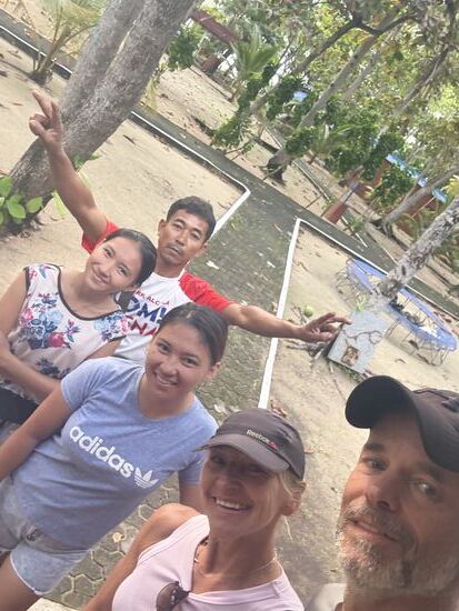 Nix wie weg ! Die waren ja alle sehr nett, aber das macht vieles leider auch nicht besser 