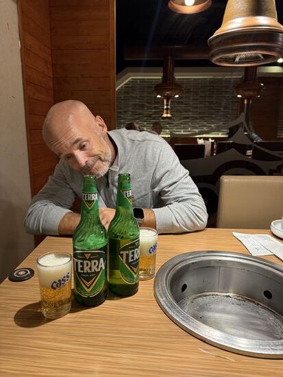 zwei leckere lokale Bierchen zum Abschluß und dann……….Time to say good bye