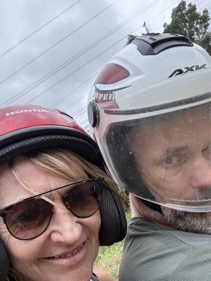 weiter geht es mit dem Roller Richtung Kobold Äffchen