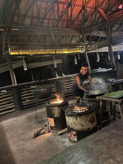und vielen anderen Leckereien die abends im Camp zubereitet werden