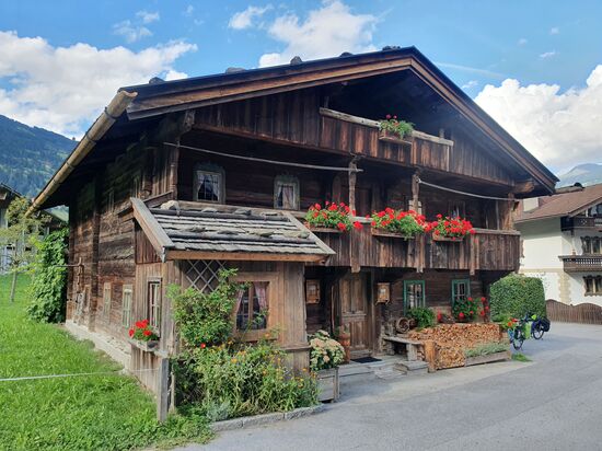 Haus der Strasser Kinder