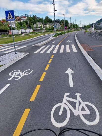 Super Fahrradwege in Bergen mit exzellenter Beschilderung