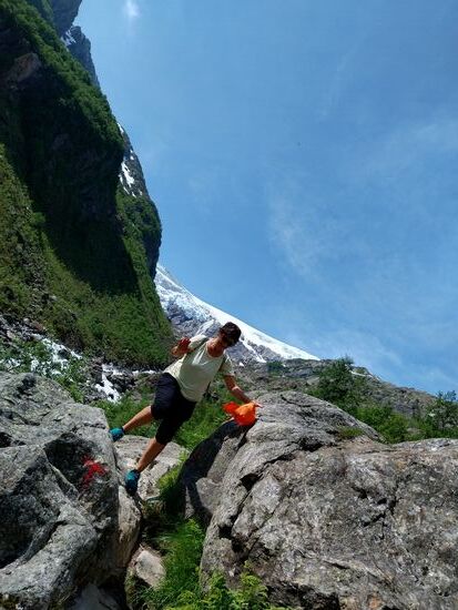 Es war teis recht steil - auf dem Weg zum Bluarbreen