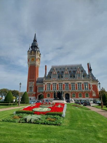 Calais- Rathaus