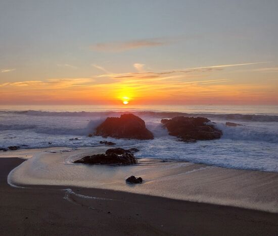 Sonnenuntergang Strand bei Porto (Praia de Lavadores)