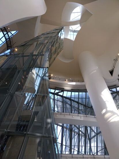Guggenheim-Museum - eine der vielen interessanten Innenansichten
