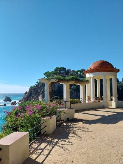 Jardi Botanic Marimurta- bildschöne Ausblicke auf das Meer- tolle beeindruckende botanische Sammlung (absolut empfehlenswert 8€ Eintritt)