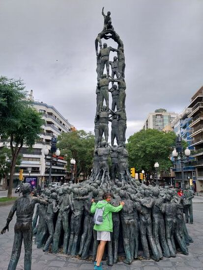 Denkmal für das jährlich in Tarragona stattfindende Akrobatik-Spektakel
