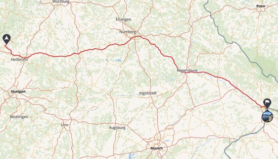 Verbindungsetappe auf der Autobahn nach Passau, 400 Kilometer, muss halt sein.