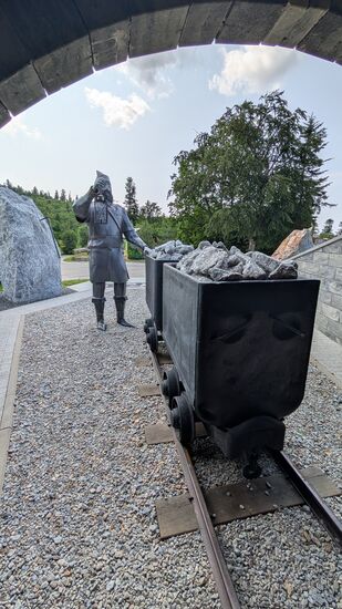 Denkmal für die vielen Minenarbeiter.