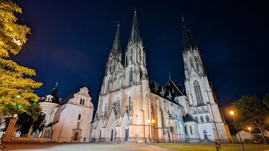 Beginn der nâchtlichen Stadtführung an dieser wunderschönen Kirche.