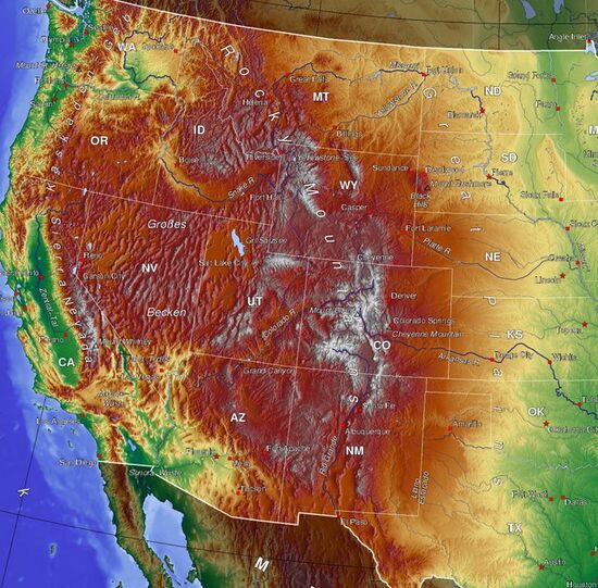 Auf der Topografischen Karte sieht man sehr schön die Sierra Nevada und die Rocky Mountains, deren höchste Gipfel sich in Colorado befinden.