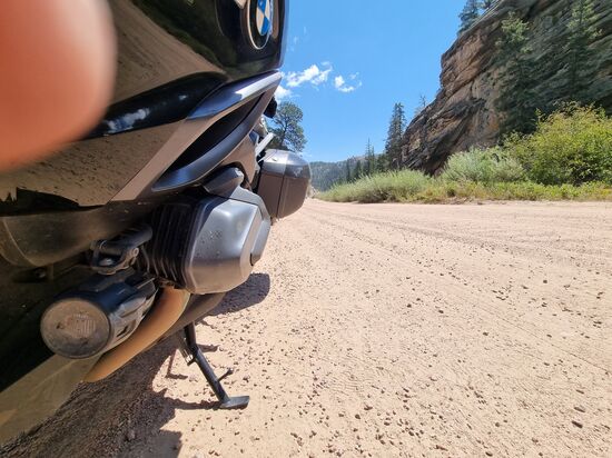 Blue Mountain Road, wunderschön am Anfang, dann wurde die Straße furchtbar.