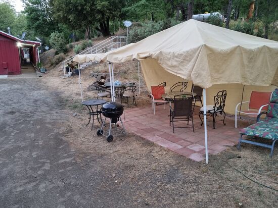 Lunch Place in the Morning, no Pictures from fine Lunch.