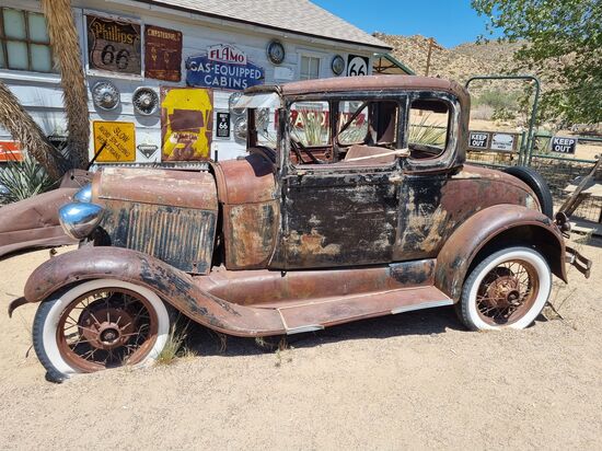 An einer legendären Tankstelle entlang der Route 66.