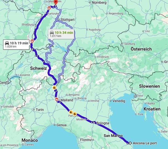 Es bleibt uns nichts anderes übrig, auch die Heimreise muss sein, nochmal 1038 Kilometer und das dauerte eben auch nochmal knapp 16 Stunden. Aber nur weil es gut lief, keine üblen Staus, nur eine Autobahnableitung mit Umleitung bei Rimini die aber auch recht Problemlos abgelaufen ist. Die Planung war auch so, am Mittwoch abend gegen 20 Uhr zu starten, nachdem wir von 18 Uhr bis 20 Uhr die Motorräder verladen hatten. Die Fährausfahrt und das durchqueren von Ancona hat sich vorher gezogen, da dort immer Chaos herrscht, wenn eine Fähre ankommt. Dann aber war auf den italienischen Autobahnen wenig los, Nachts um 2 Uhr haben wir Mailand passiert, dann den Gotthart Tunnel, auch so ein Nadelöhr, gegen 3.30 Uhr und in Deutschland war ja dann mit Fronleichnam ein Feiertag, sodass auch dort alles super frei war und wir gegen 12 Uhr daheim ankamen und die Motorräder wieder abladen konnten.
Wir haben aber nicht die Route über Basel genommen, dort herrschte schon bei der Hinfahrt durch Baustellen ein riesen Chaos und wir mussten mitten durch die Stadt. Deshalb sind wir auf der Rückreise über schaffhausen gefahren, das war wesentlich angenehmer.