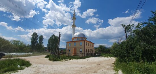 Eine der unzähligen Moscheen, auch schon in Albanien und dem Kosovo.