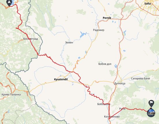 169 Kilometer, kleinere Grenzübertrittsängste wegen der Fahrzeugpapiere, aber unbegründet.