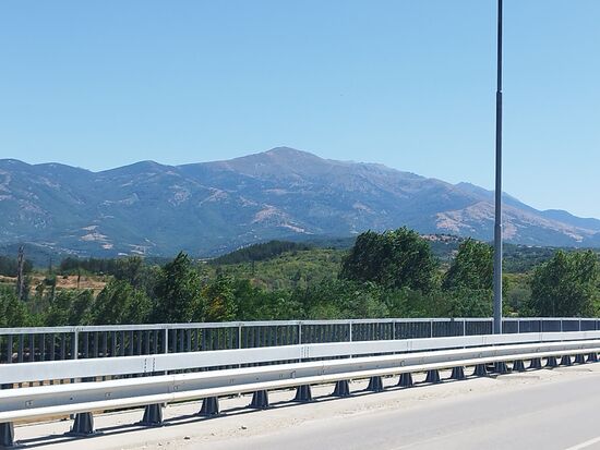 In dem Gebirge ist das Rila Kloster und unser Hotel