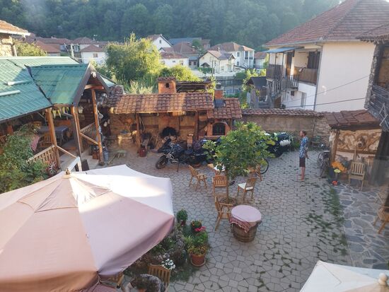 Übernachtung im Kosovo, unglaublich schön und freundlich.