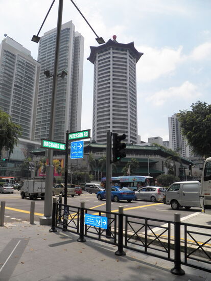 Die Orchard-Road besuchte ich noch, nur weil es ein  Song davon gab.