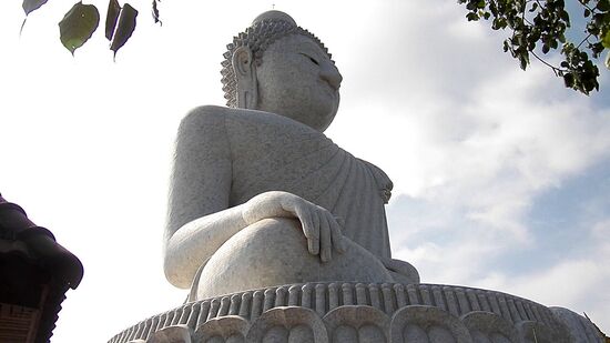 Big Buddha auf einen 370 m hohen Berg