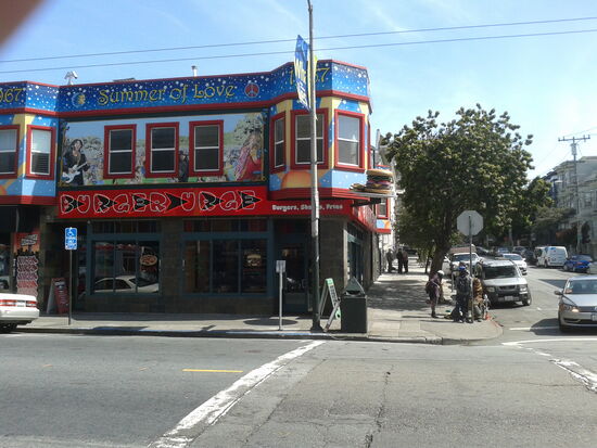 Ist der Park zu Ende ist man auch schon in Haight-Ashbury