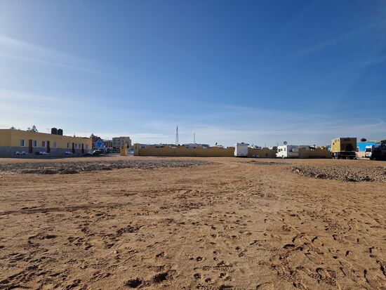 Einer von mehreren Campinplatzen in El Ouatia. Wir waren hier in guter Gesellschaft und haben feuchtfröhlich ins neue Jahr reingefeiert