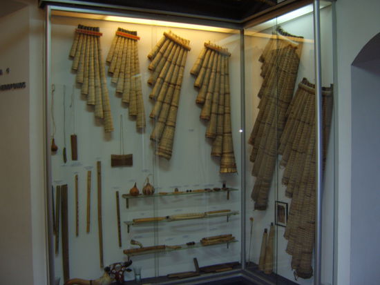 Bolivianische Floeten (?)