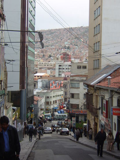 Zugebaut bis es nicht mehr weiter hoch geht...