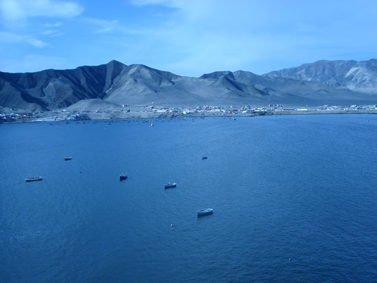 Die Bucht um Tortugas aus der Ferne