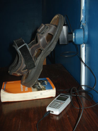 Konstruktion, um mein Handy aufzuladen