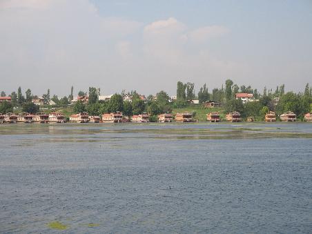 am Nagin Lake