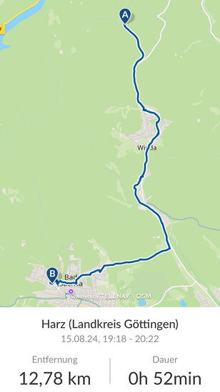 Auf direktem Weg zurück vom Bahnhof Stöberhai nach Bad Sachsa.
Es war schon später, der Bauch sehr voll und etwas kälter als erwartet.