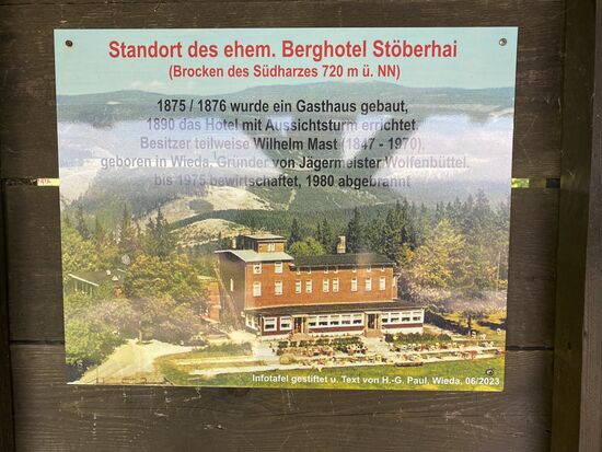 Hier oben gab es mal ein Hotel.