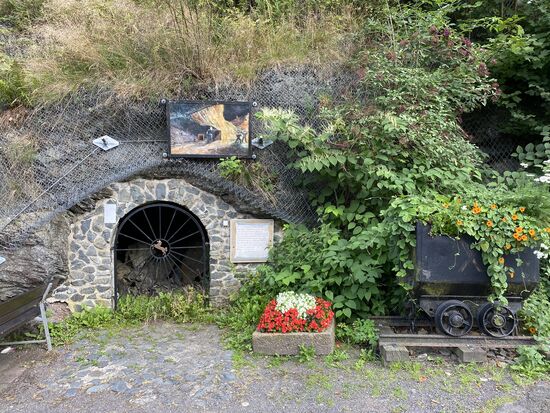Ohne Bergbau keine Eisenhütten.