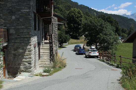 Straße zum Nationalpark Mont Avic