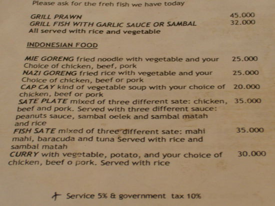 Im Ozone cafe gibts uebrigens auch fuer 25000 NAZI goreng 