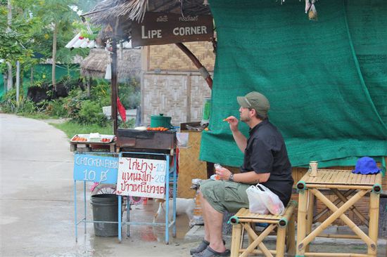 gabs ein bisschn Huhn (man hätte auch gebratene hühnerhaut haben können, mh)