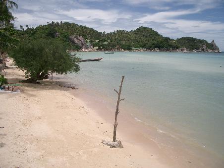 Der Strand bei unserem Resort bei Ebbe ... bei Flut wurde es eng