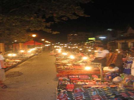 Night Market(Home of Ollums secret Pfeifensammlung....)