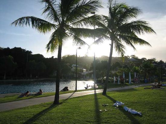 Airlie Beach schaut besser aus als es war
