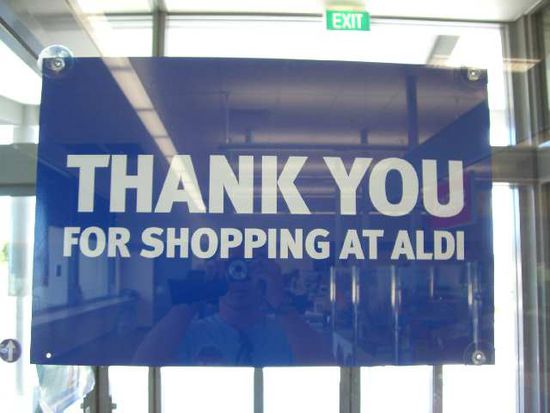 Thx for shopping @ Aldi (ja auch hier is er der billigste fuer Aussieverhaeltnisse aber teurer als bei uns