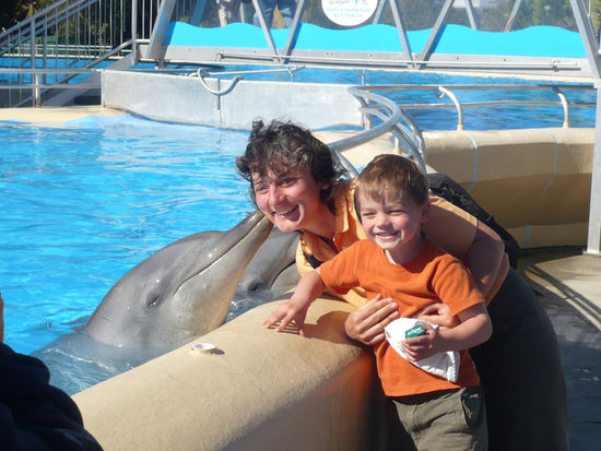 Wenn Theo nicht will, muss Mama herhalten. Im Pet Porpoise Pool Coffs Harbour