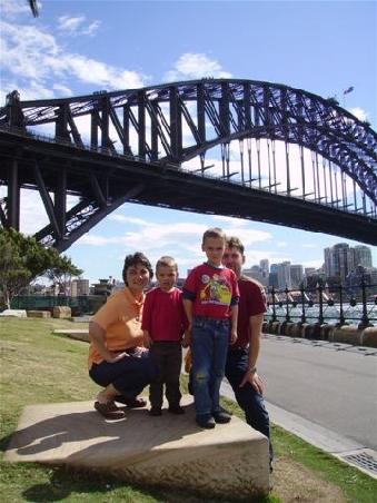 Wir vor der Harbour Bridge
